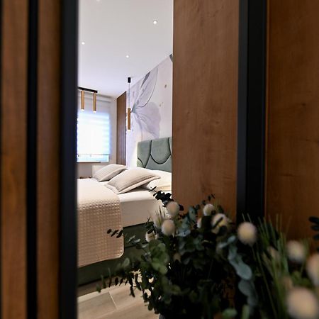 Apartments And Rooms Nekic Zadar Exterior photo