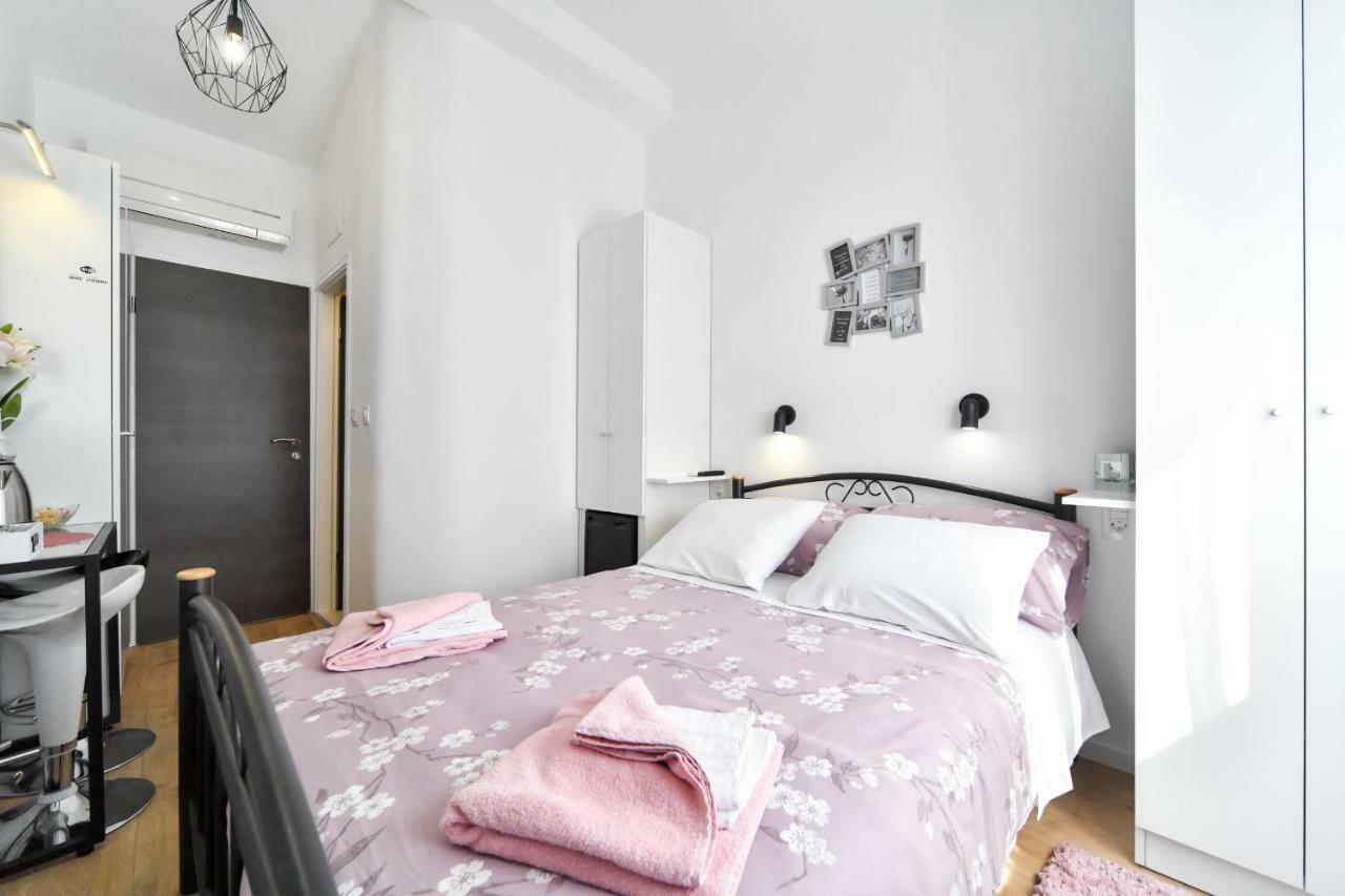 Apartments And Rooms Nekic Zadar Exterior photo